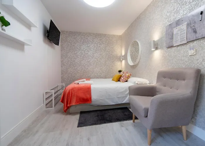 Vizcainos Away 4* Segovia